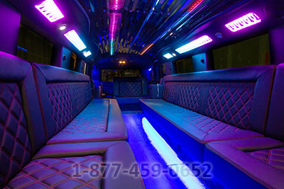 Hummer Limousine (Rampant)